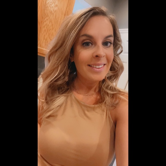 Meet your Posher, Miranda - Picture 1 of 1